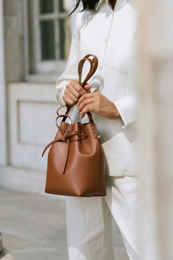 SHOP BAGS
